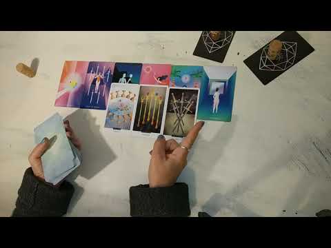 Видео: 🔥 Что он думает обо мне сейчас? Прогноз ближайших возможных действий. Гадание таро онлайн