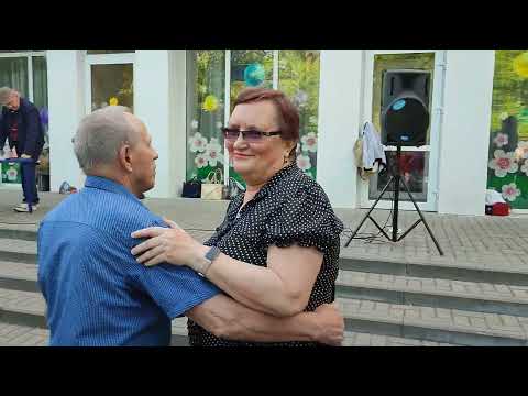 Видео: "ПЕРВАЯ ЛЮБОВЬ"... звучит на танцполе в Гомеле...20.05.2023года.