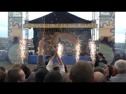 Видео: Блестящие - Чао, бамбина - срыв концерта в Александровске 27.07.2007