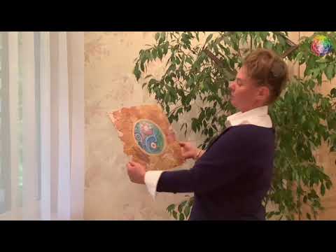 Видео: Создание фона для картин из осенних листьев