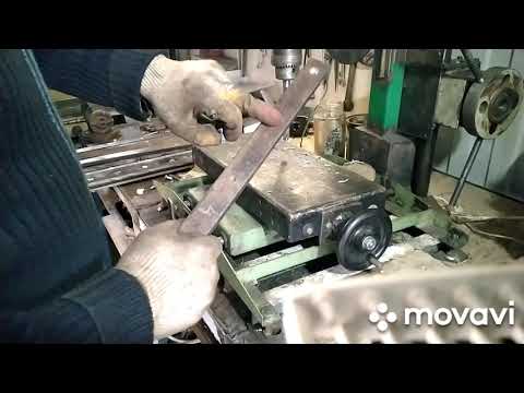 Видео: Изготовление стола с Т-пазами к фрезерному станку.