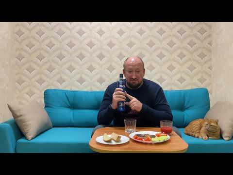 Видео: Обзор водки Хаски (легенда севера) на ледниковой воде!