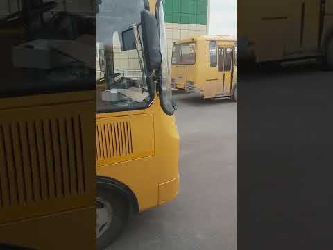 Видео: Школьные автобусы.Сравнение новых и старых школьных автобусов.Часть первая.