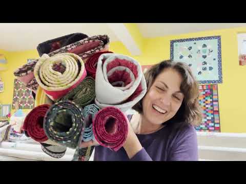 Видео: Два высоких швейных аппарата Flosstube Special - Table Runner Tally