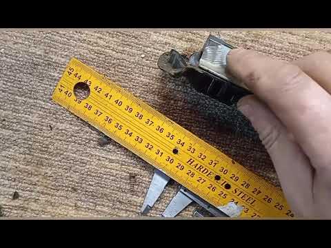 Видео: Ремонт внутренней ручки двери. Ауди 100 с3.