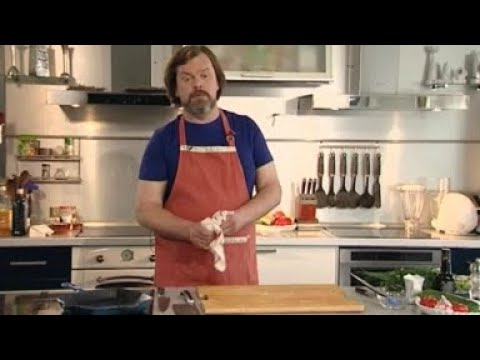 Видео: Жареная свиная вырезка с цукини