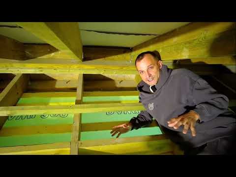 Видео: Как утеплить потолок? Утепление перекрытия, балки из дерева!