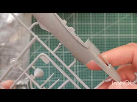 Видео: №243 Обзор модели самолёта Messerschmitt Me 262 A-1a/U2(V056) HobbyBoss 1/48+сравнение с Tamiya.mp4
