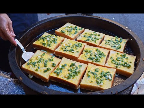 Видео: Популярный завтрак！Хлеб с омлетом, омлет, блины с зеленым луком, жареные булочки