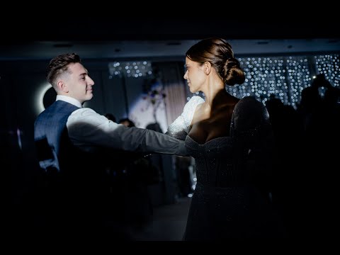 Видео: Очень красивый свадебный танец | Сильно красивая - Монатик | Wedding Dance