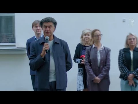 Видео: Торжественная линейка в АРБ , посвященная Дню знаний  (01 09 25)