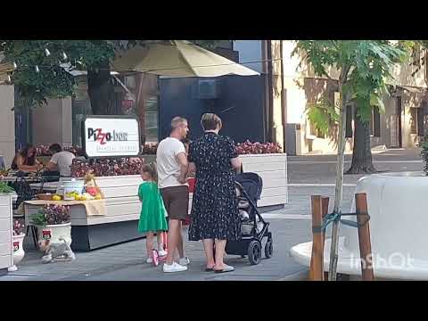 Видео: Прогулка по городу. Площадь Шевченко/walking tours of the city