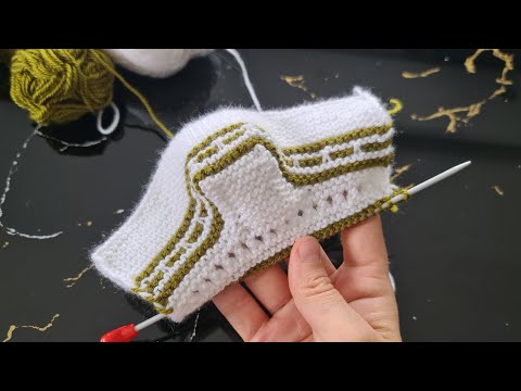 Видео: Идеальная гармония зеленого и белого с вязанием носка для начинающих.