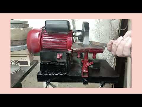 Видео: #наждак #шлифмашина #универсальныестанки #самоделки #diy #hendmade #weldingmetal#metalwork