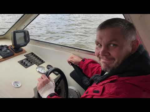 Видео: Как купить лодку или старый финский пластик Finnsport Cruiser 650 AC