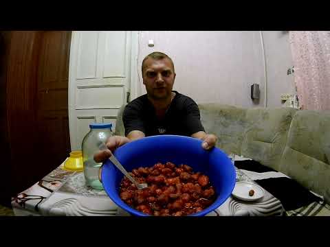 Видео: Клубничная настойка!