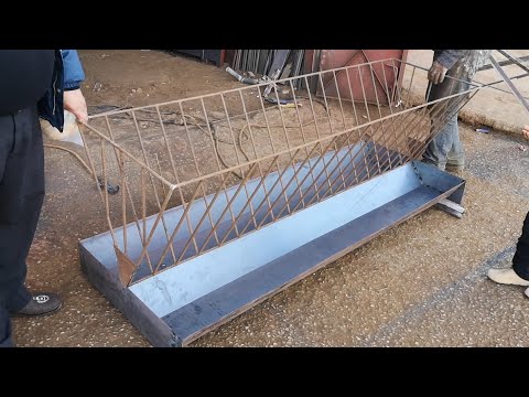 Видео: Как сделать место для хранения корма для скота, наверное, мало кто знает.