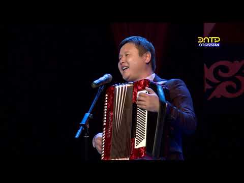 Видео: "Сен тарап дайым агарат". Аткаруучу   Т. Иманкулов