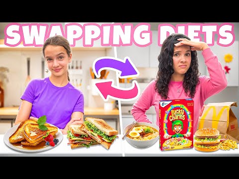 Видео: СНОВА ОБМЕНИВАЮСЬ ДИЕТАМИ С МОЕЙ 13-ЛЕТНЕЙ СЕСТРОЙ