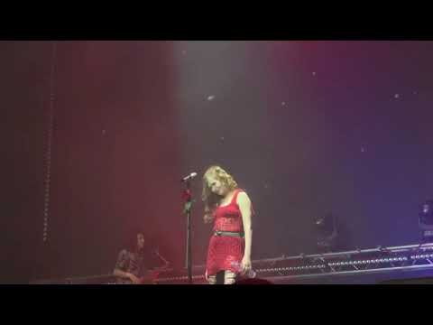 Видео: ЛУНА - Free Love ; Москва ( live 18.03.2021 Известия Hall)