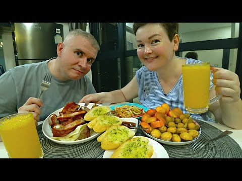 Видео: Мукбанг ПИР ЖИВОТА! ОБЪЕДАЕМСЯ ребрами и ШАШЛЫКОМ на ужин в Таиланде! Вот такой ОТДЫХ в Паттайе