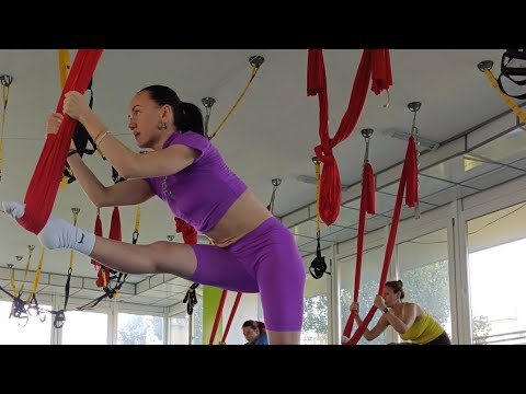 Видео: Fly yoga/aero stretching/розтяжка в гамаках/повне тренування