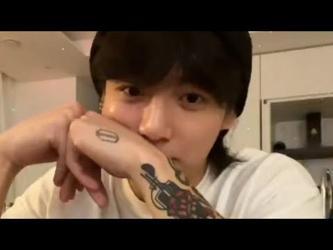 Видео: 1 часть Трансляция ЧОНГУК ТРЕНИРУЕТСЯ ДОМА BTS WEVERSE~LIVE 29.06.2023 русская озвучка БТС