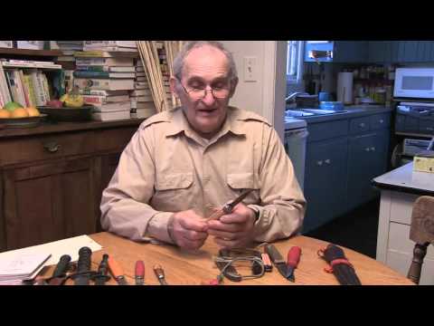 Видео: Ножи — мой источник дохода в качестве инструктора по выживанию