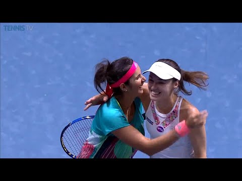 Видео: Мартина Хингис/Сания Мирза vs. Барбора Крейчикова/Вера Душевина Санкт-Петербург 2016 Ж ❤️💙🏆
