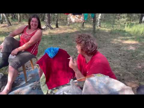 Видео: Жизнь в лесу на свалке. Витёк мусорщик. Часть 9.