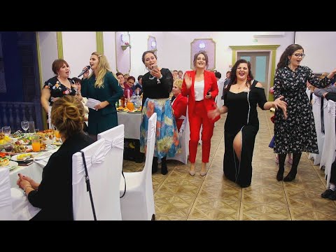 Видео: Крутое поздравление на  свадьбе