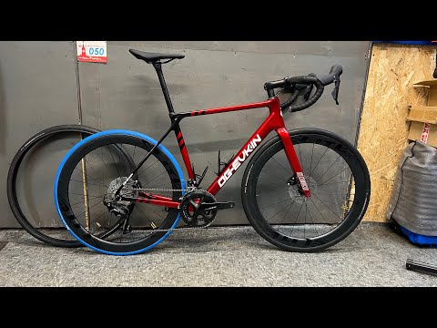 Видео: OG-evkin Qonqi. Сборка на механике Shimano 105.