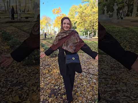 Видео: Павловопосадские платки в Санкт-Петербурге🍁🍂