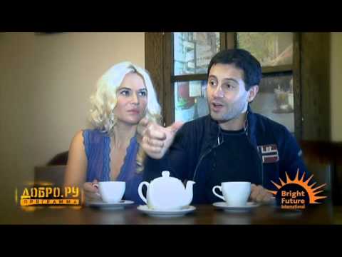 Видео: Антон и Виктория Макарские