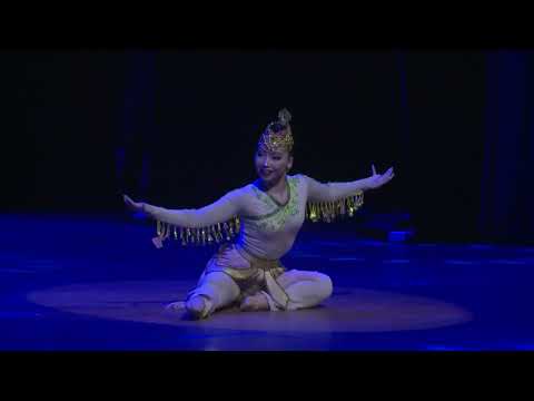 Видео: Уухайн түрлэгт бүжгэн дэг мину О Ууганбаяр хүүхэд