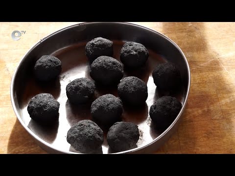 Видео: В Кушла пият за лечение на болни и счупени кости кал - мумия