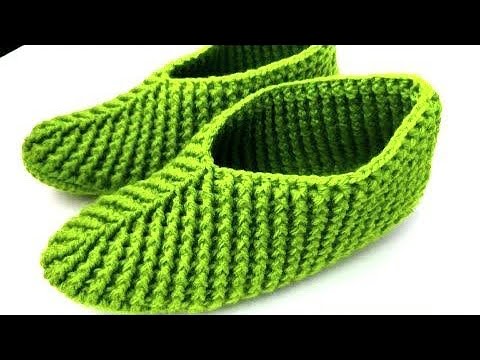 Видео: Их вяжут постоянно! ТАПОЧКИ-СЛЕДКИ КРЮЧКОМ. CROCHET SIMPLE SLIPPERS.  #crochetslippers