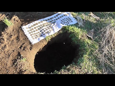 Видео: МОЙ !!! КЛАД В ЯМЕ !!!