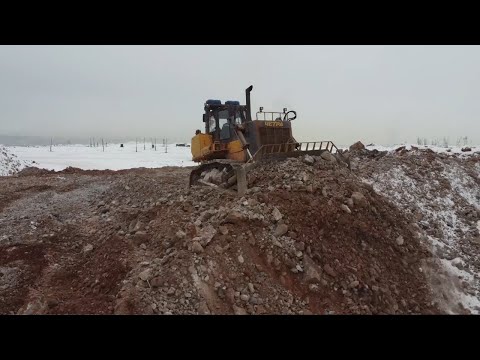 Видео: Бульдозер ЧЕТРА Т25 в карьере по добыче известняка | Красноярск | Карьерные машины