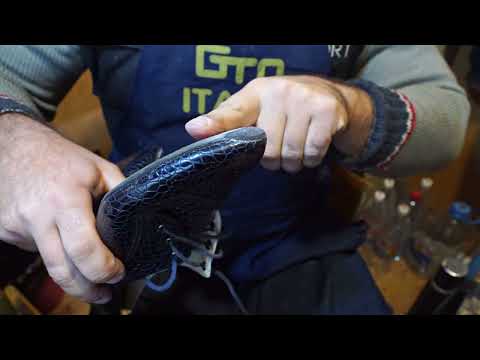 Видео: Ремонт носовой части обуви и замена набоек