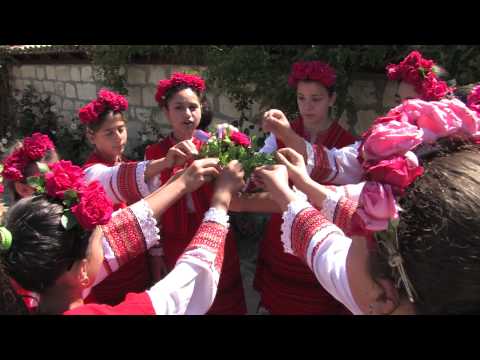 Видео: Читалище с. Пчелник. Обичай "Лазаруване".