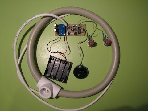 Видео: Металлоискатель пират 2019 часть 2 Питание от 4-х батареек. Реакция на грунт. 25см на золотое кольцо