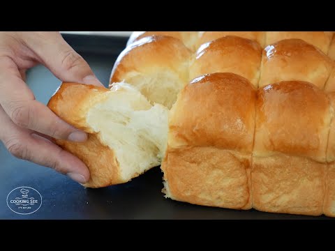 Видео: Как сделать обеденные булочки без миксера / Рецепт мягкого и пышного молочного хлеба