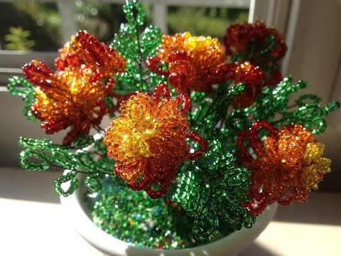 Видео: ЧЕРНОБРИВЦЫ | БАРХАТЦЫ из БИСЕРА. Tutorial: Merigold out of beads