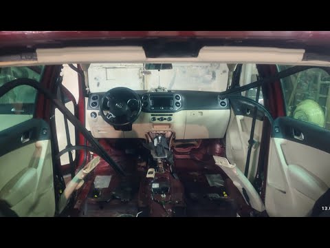 Видео: Volkswagen Tiguan ( Фольксваген Тигуан) Потекла панорама, чистка дренажа