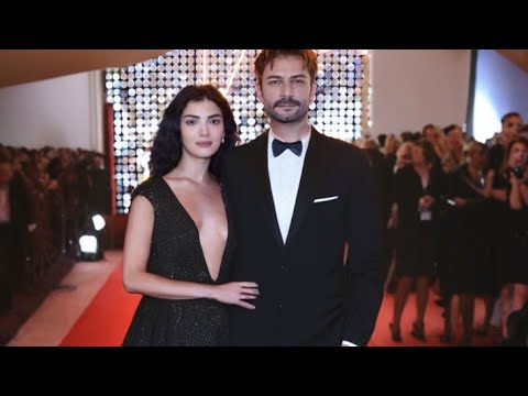 Видео: «Дверь, которая не закрывалась: незабываемое воссоединение Гекберка Демирчи и Озге Ягыза»