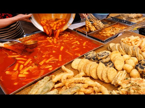 Видео: Продажа сумасшедшего количества Tteokbokki каждый день !! / Острое мороженое с фруктами, жареное