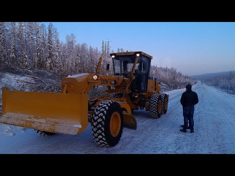 Видео: SEM 922 AWD#Обзор грейдера