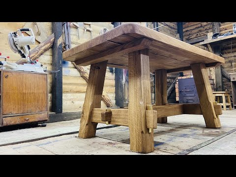 Видео: Стол из бревна.DIY A table made of logs. Oak 133 years old. Дуб 133 года