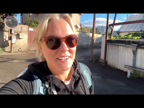 Видео: 😱ПЕРВЫЙ ШОК В ГРУЗИИ! ЗАБРЕЛА В ЧУЖОЙ ОТЕЛЬ